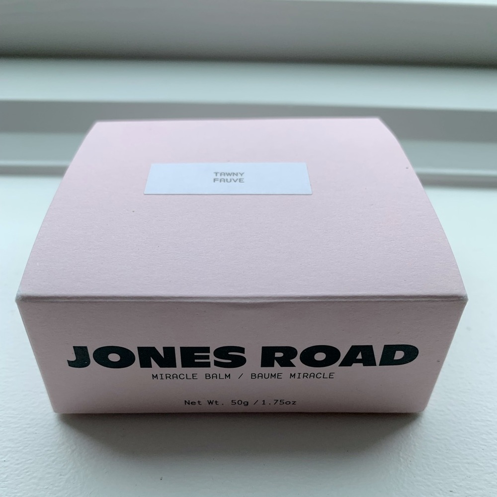 Jones Road Miracle Balm in Tawny